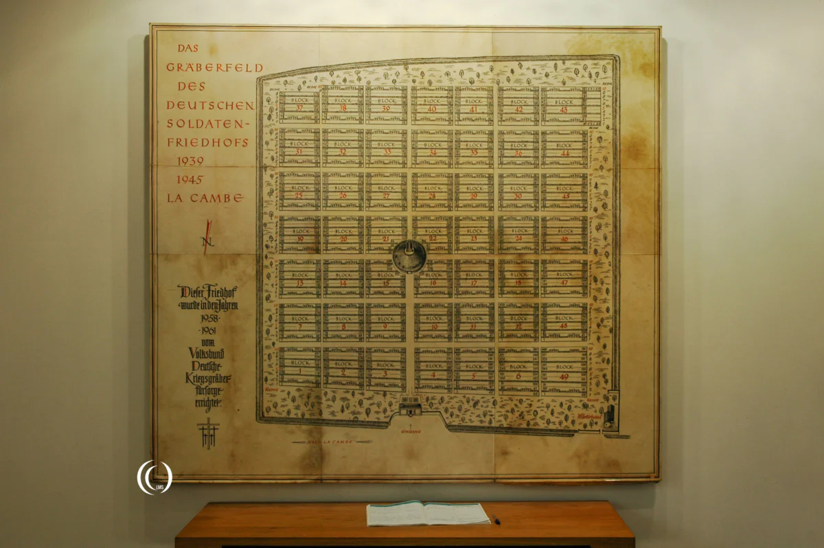 La Cambe cemetery layout