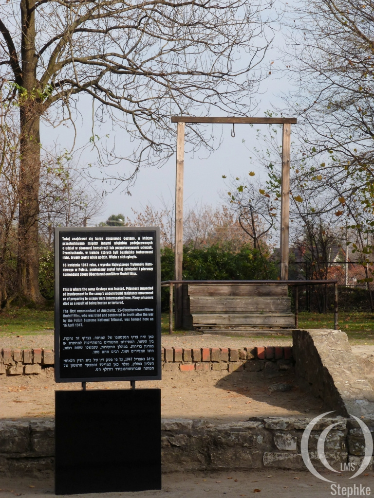 Galon oin which Höss was hanged