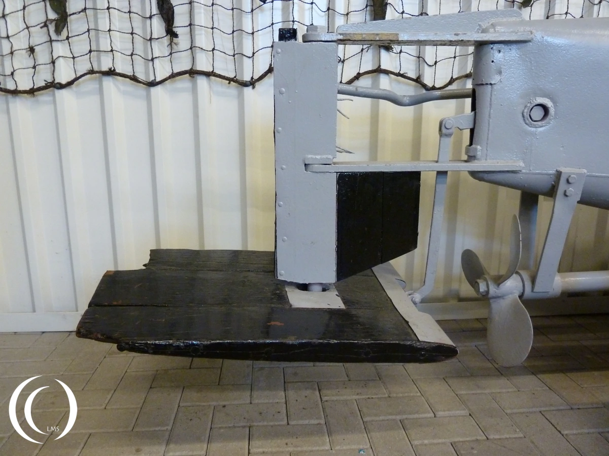 Biber steering construction