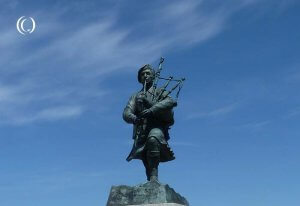 D-Day, Sword Beach: Monument Piper William ‘Bill’ Millin – Colleville-Montgomery, France