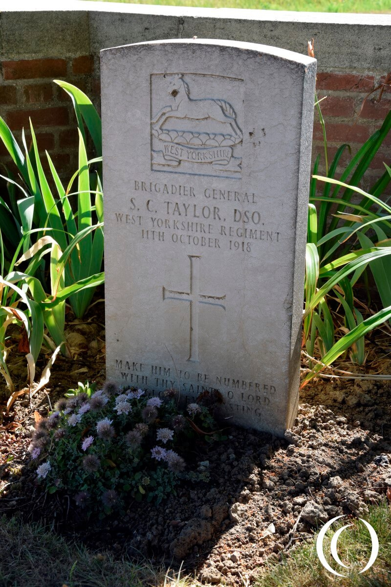 La Kreule Military Cemetery - Brigadier General Stuart Campbell