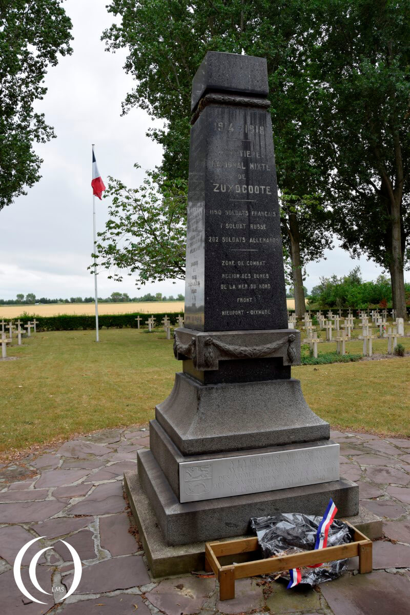 Military Cemetery Zuydcoote