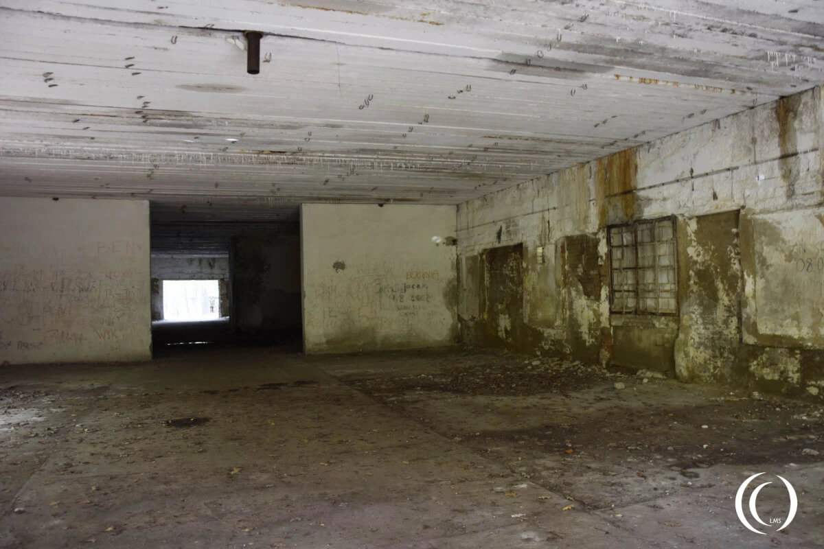 No. 18 Inside The Second Mess Hall - Wolf's lair