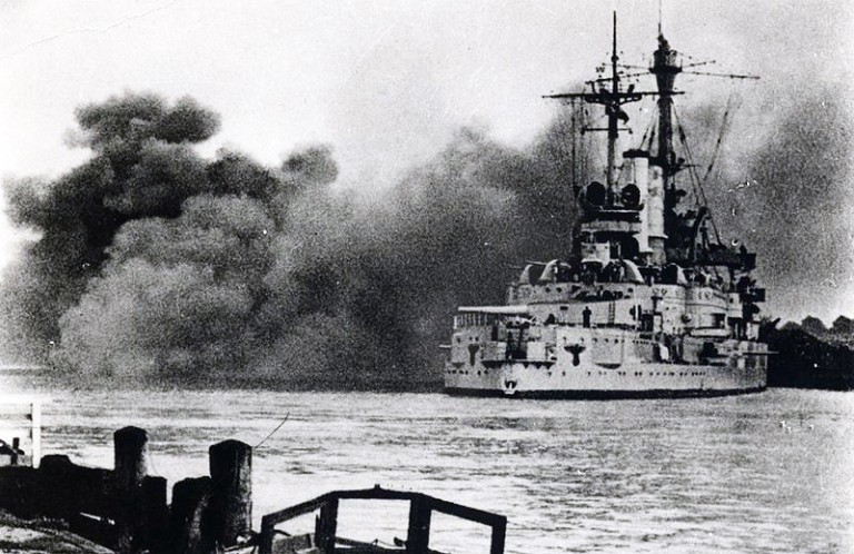 Schleswig-Holstein firing on Westerplatte
