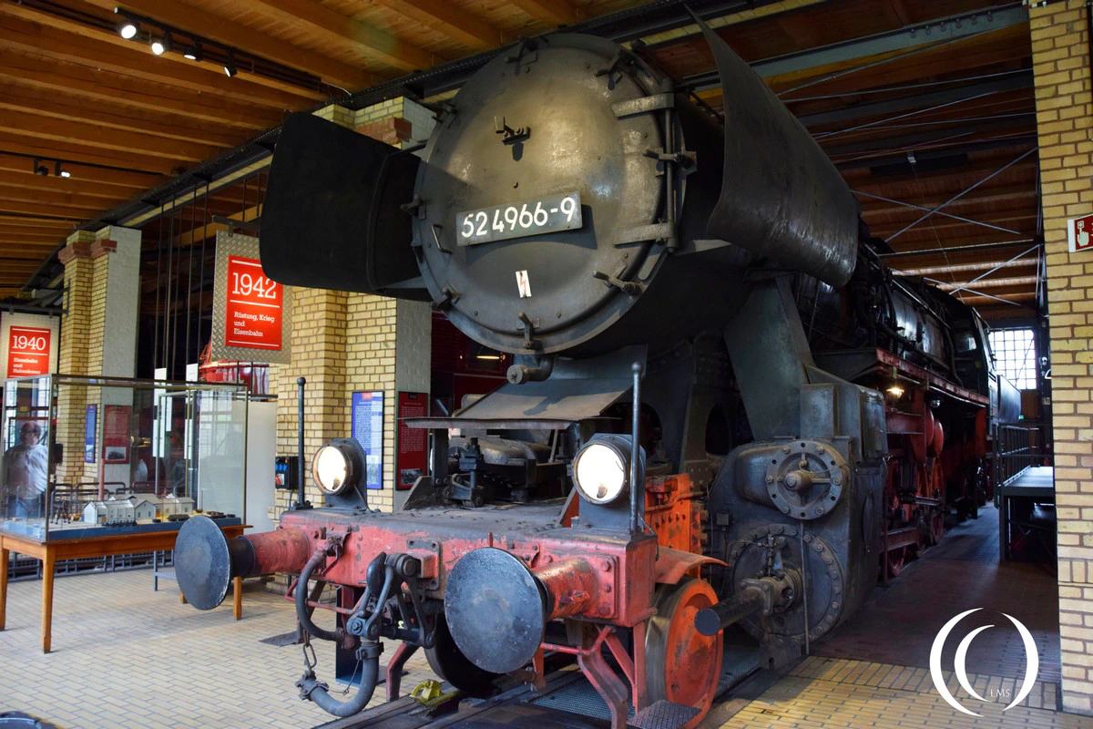 Deutsche Reichsbahn DRB Locomotive Class 52 nr. 52 4966 – German