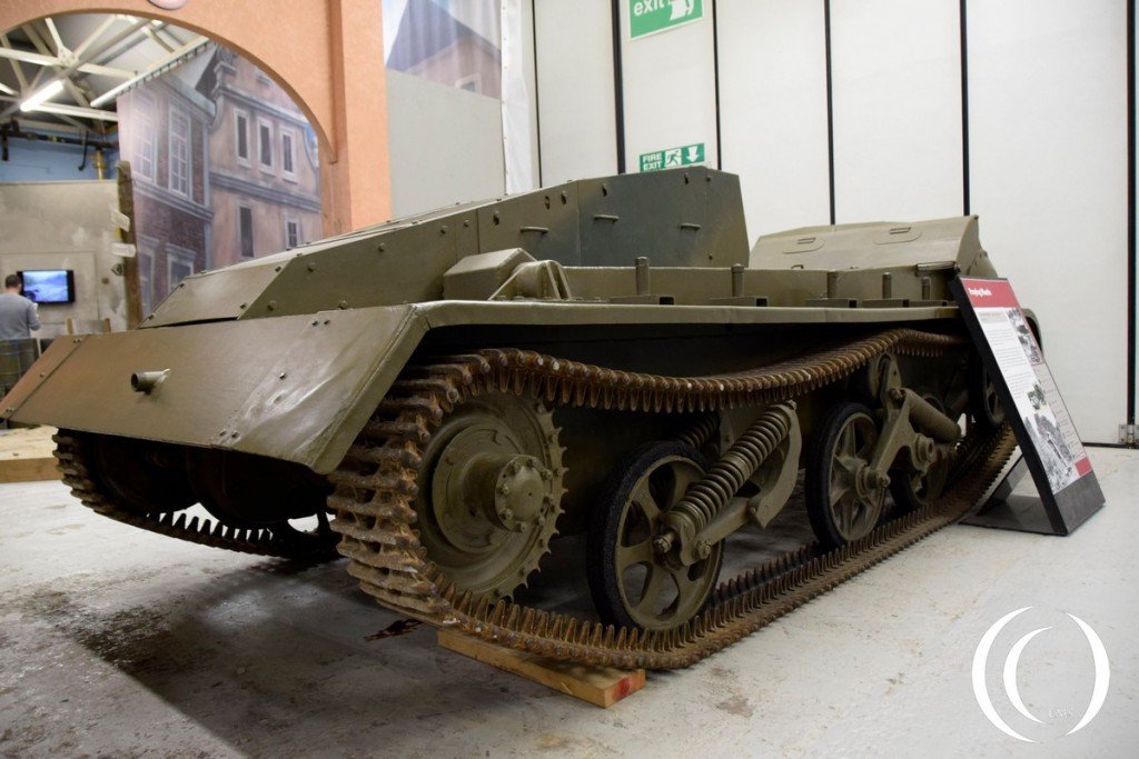 Praying Mantis – based on a Universal Carrier