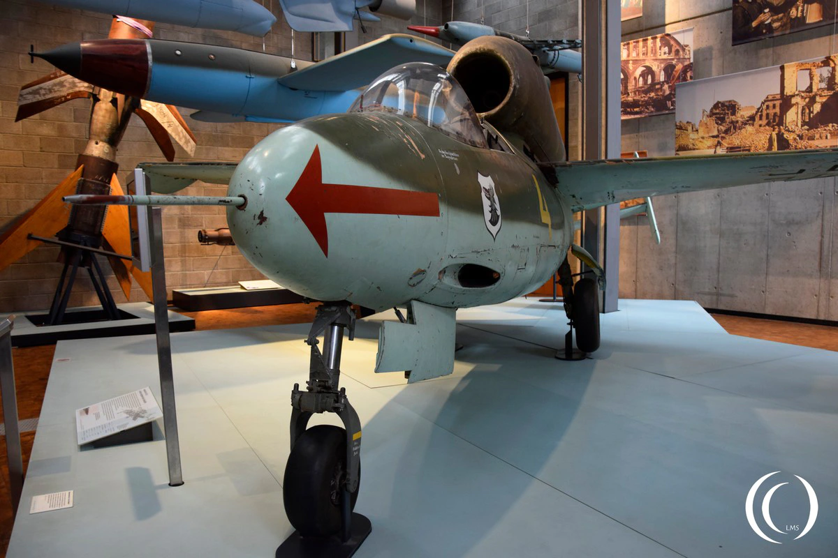 Heinkel He 162 A-2- Volksjäger – Salamander – The Nazi's Wooden