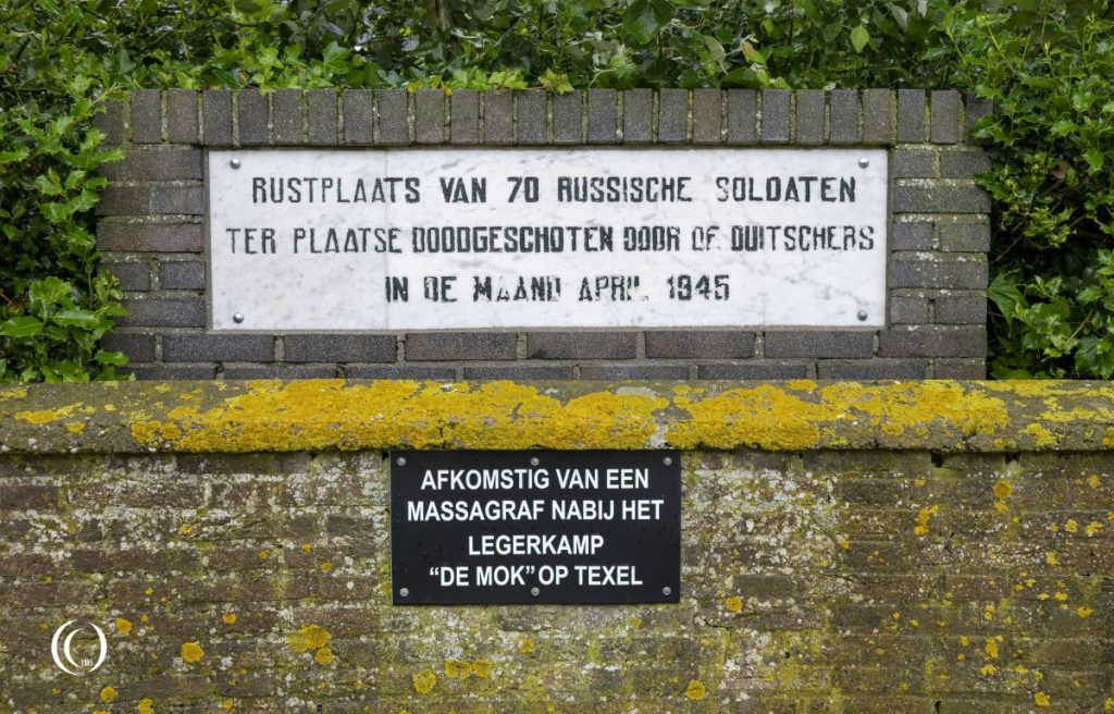 Mass grave Georgian War Cemetery Texel