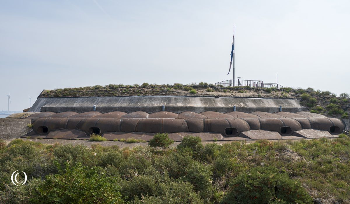 Fort IJmuiden battery front