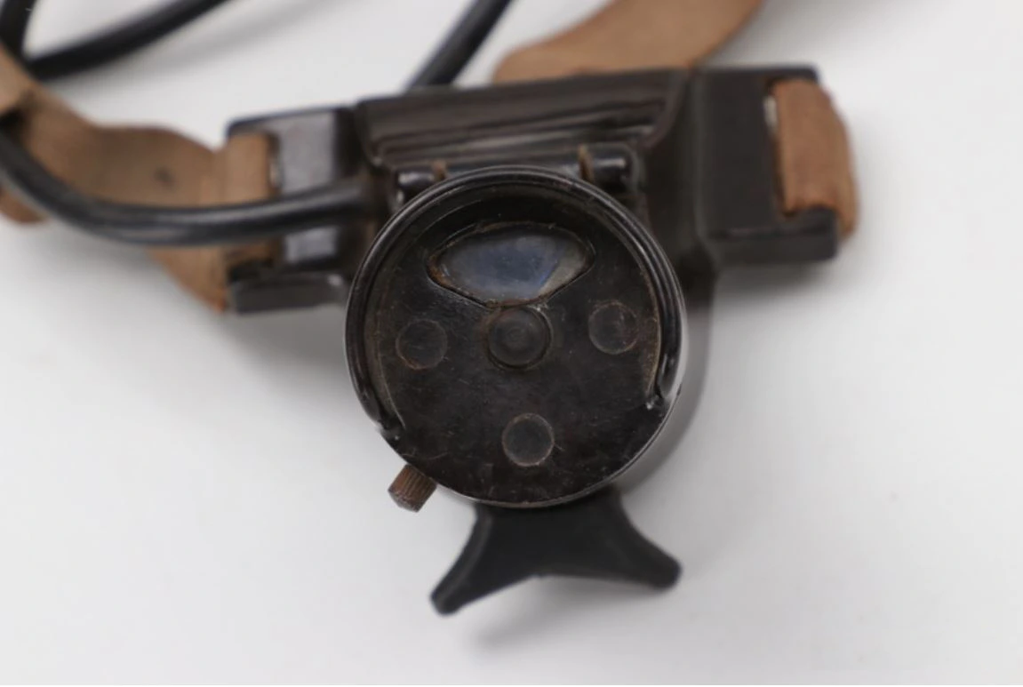 Roka Bakelite Head Light- courtesy Ratsibon