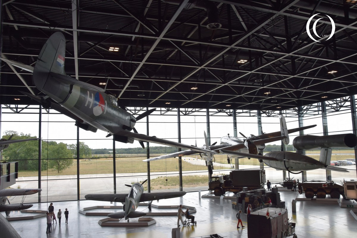 Supermarine Spitfire - V1 Cruise Missile - North American B-25 Mitchell - photo 2015