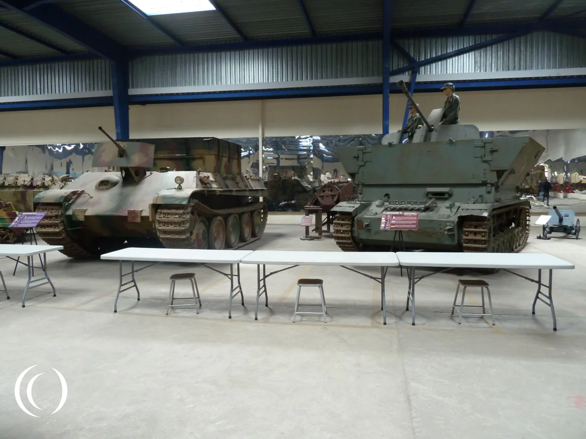 Bergepanther and Flakpanzer IV Möbelwagen