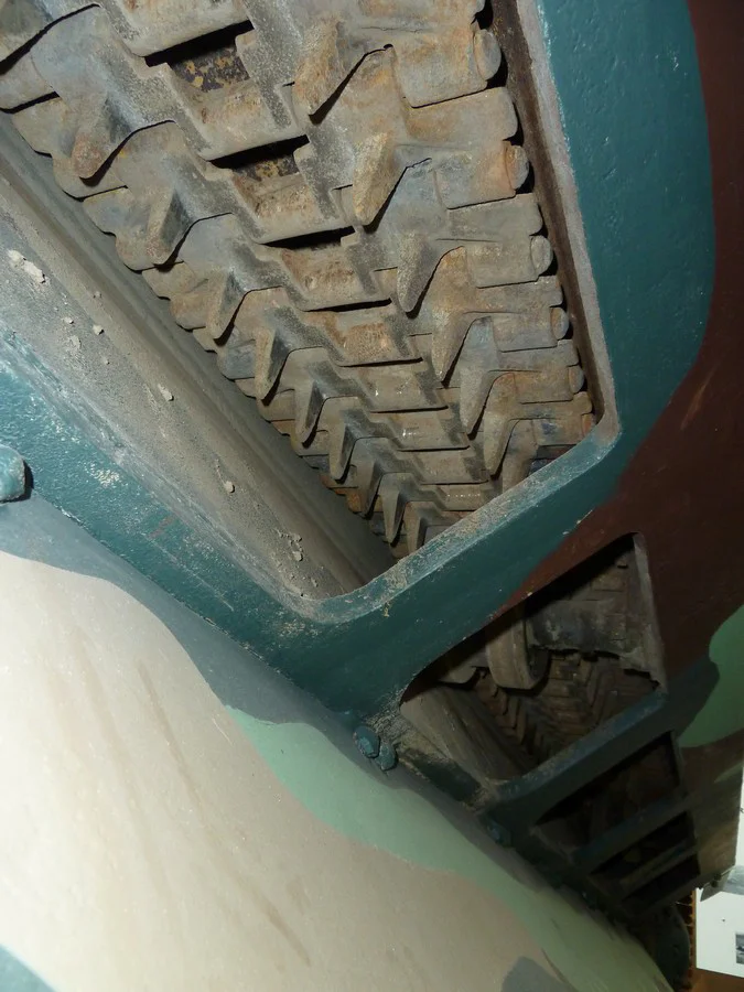Running gear of the FCM 36 Tank - photo 2014