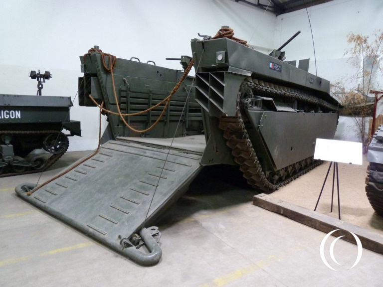 Landing Vehicle Tracked LVT-4 Water Buffalo - photo 2014