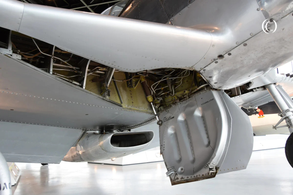 North American P-51K Mustang landing gear