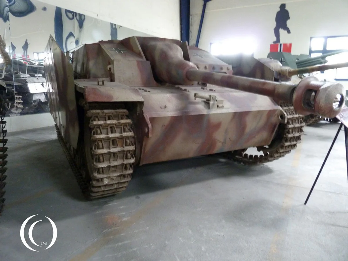 Panzerkampfwagen III – Sd.Kfz. 141, With technical data on