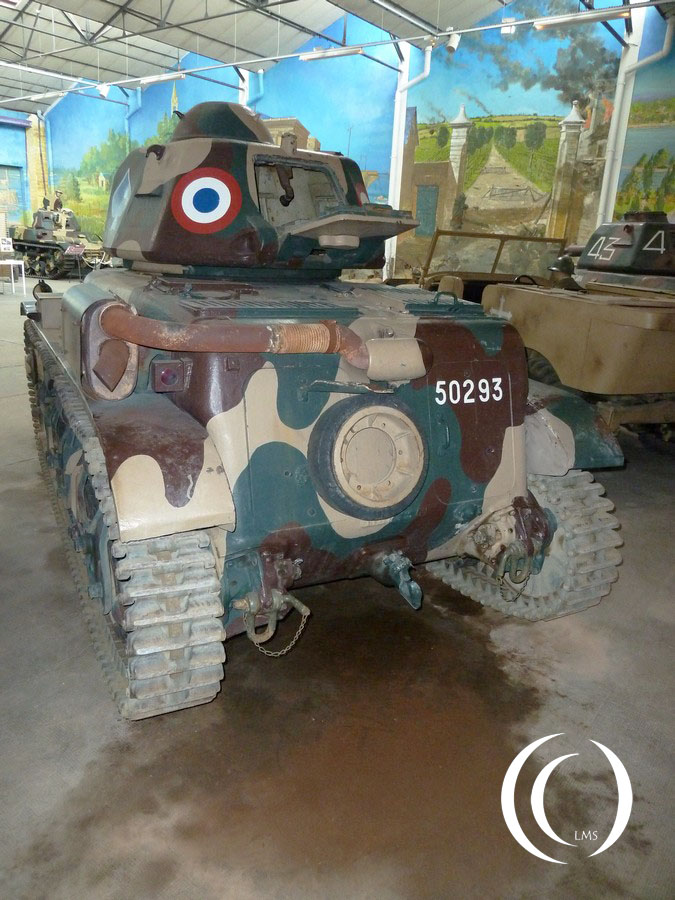 Renault R 35 – French Light Tank | LandmarkScout