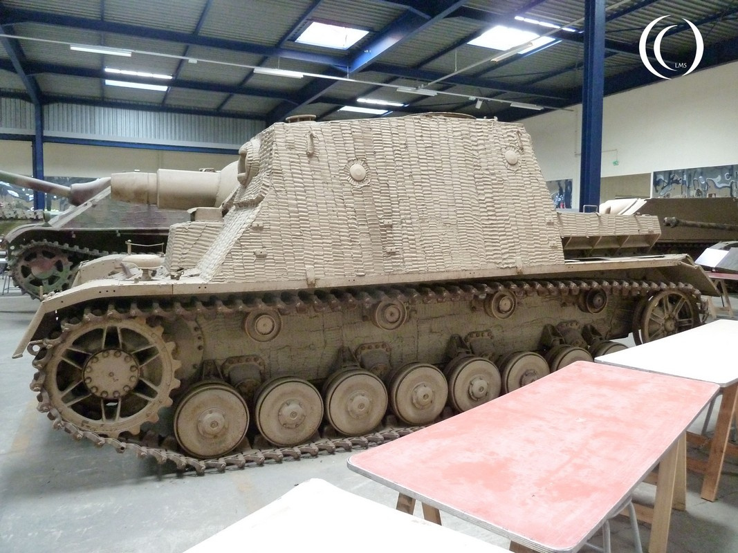 Sturmpanzer IV - Brummbar - Assault Tank - photo 2014