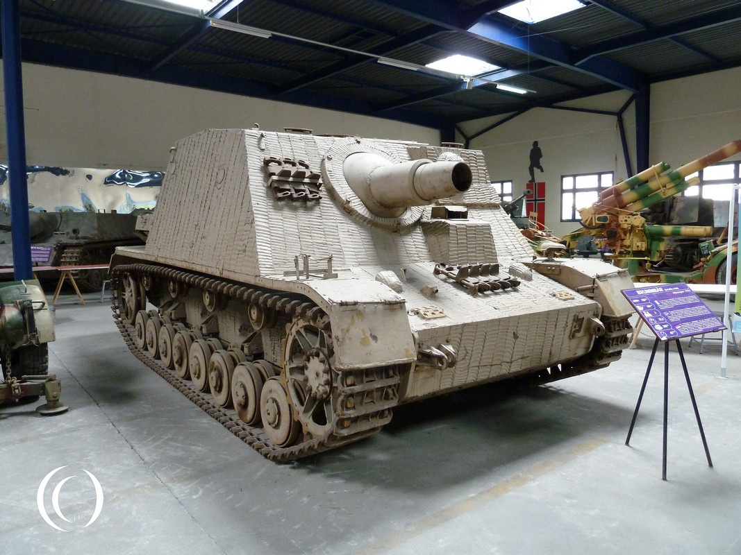 Sturmpanzer, IV Brümmbar - Sd.Kfz. 166, with Sturmhaubitze 43 L/12 , based on Panzerkampfwagen IV
