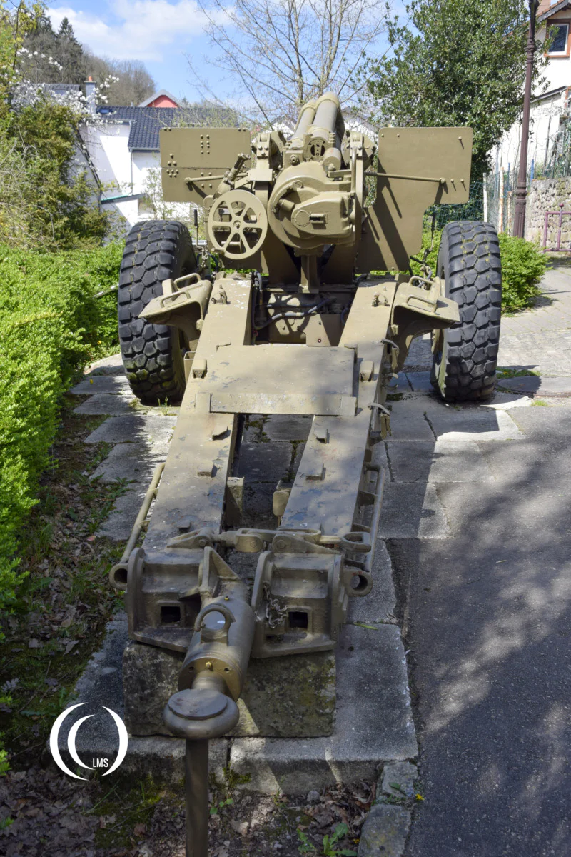 155mm M1 Howitzer on carriage M1A1 – American Medium Artillery