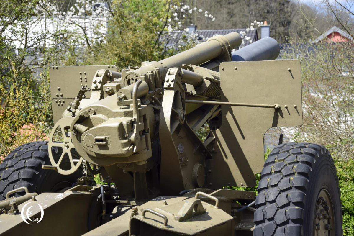US 155mm M1 Howitzer
