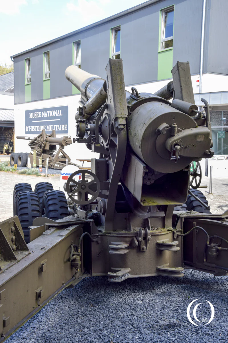 US 8 inch M1 Howitzer gun breech