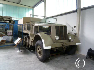 Hanomag SS 100 – German 4×2 Heavy Tractor | LandmarkScout