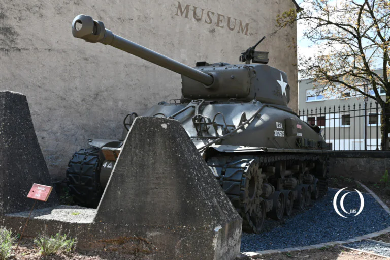 Sherman M4A1E8 76 W