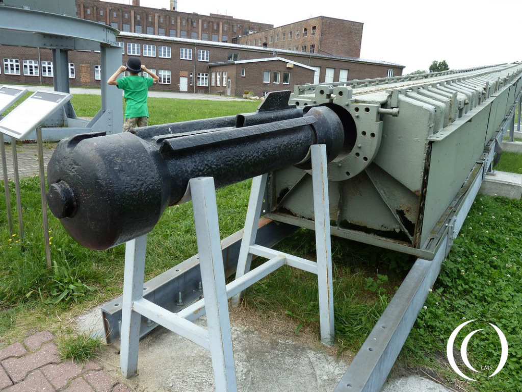V1 Flying Bomb, Fieseler Fi 103 – German Cruise Missile | LandmarkScout