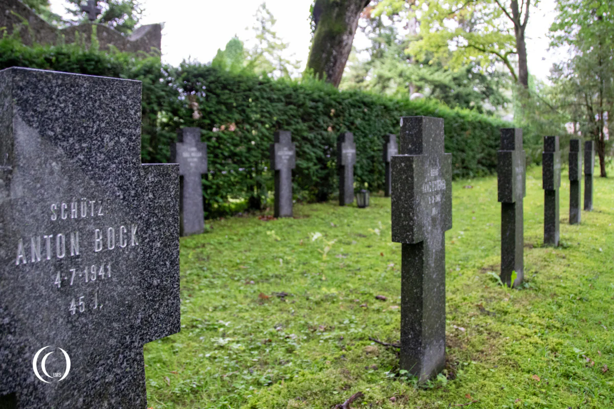 WW2 graves Kommunalfriedhof Salzburg Austria
