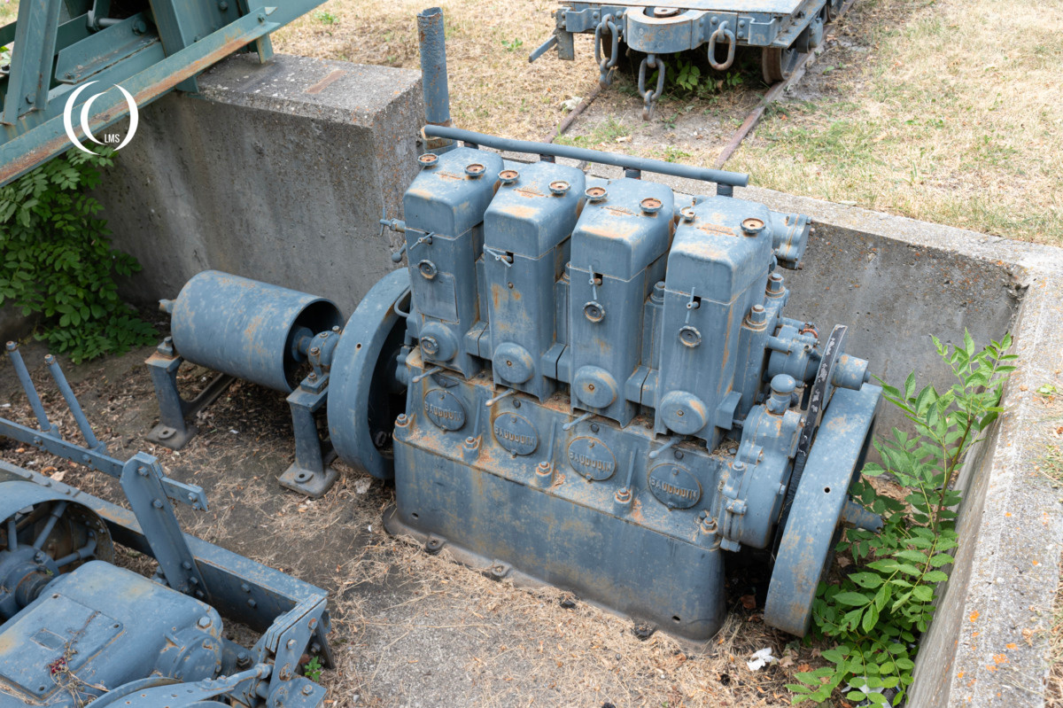 Baudouin DB4 4-cylinder engine cable car