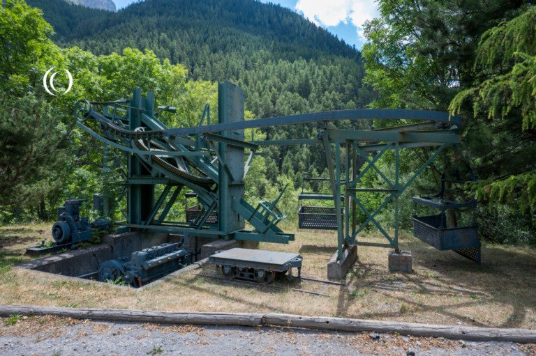 Maginot cable car mechanism