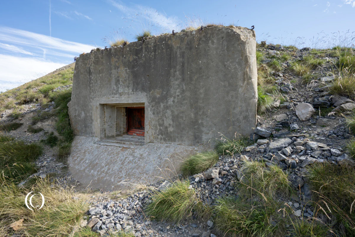 Avant-poste du Col-des-Fourches Block 2