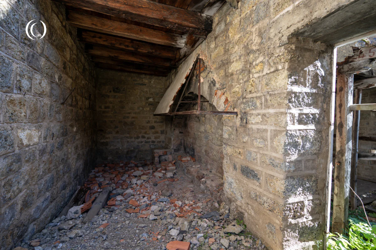 Le Blockhaus des Fourches kitchen