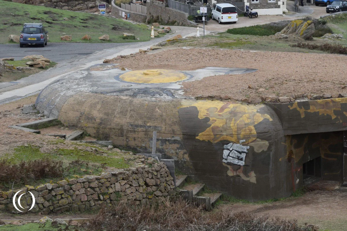 Machinengranatwerfer in the Regelbau 633 - Stützpunkt Corbière