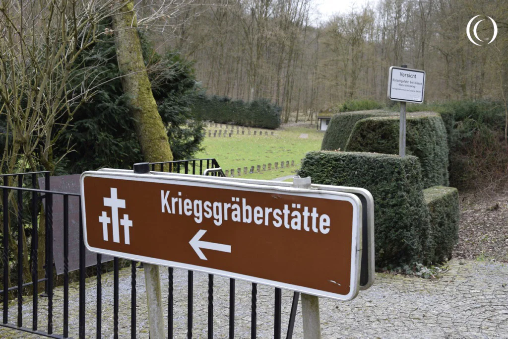 Soldatenfriedhof Böddeken - German Military Cemetery - Büren, Germany