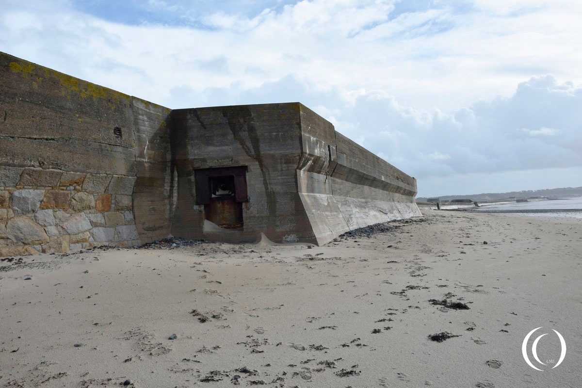 WaKofest type 631 for a 4,7 Festung PaK K 36(t) integrated in the Anti-tank wall - Widerstandsnest La Crabiere - Jersey, United Kingdom