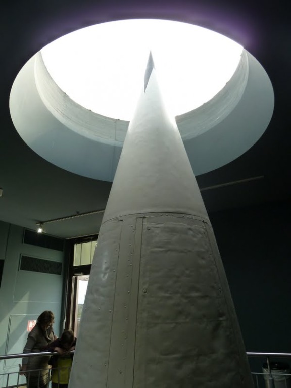 V2 Rocket, Aggregat A4 – German Long-Range Guided Ballistic Missile ...