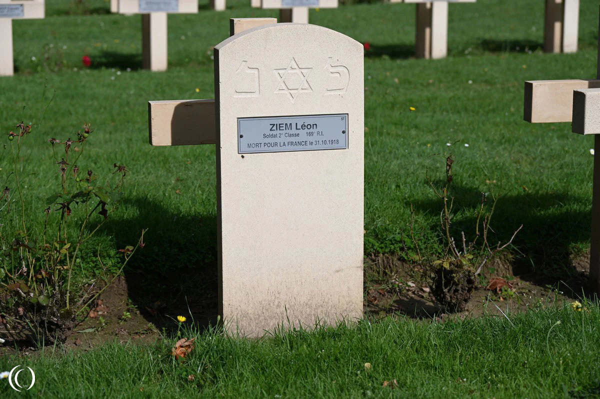 French WW1 War Cemetery Machelen, Belgium