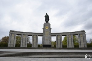 Soviet War Memorial – Tiergarten – Berlin, Germany
