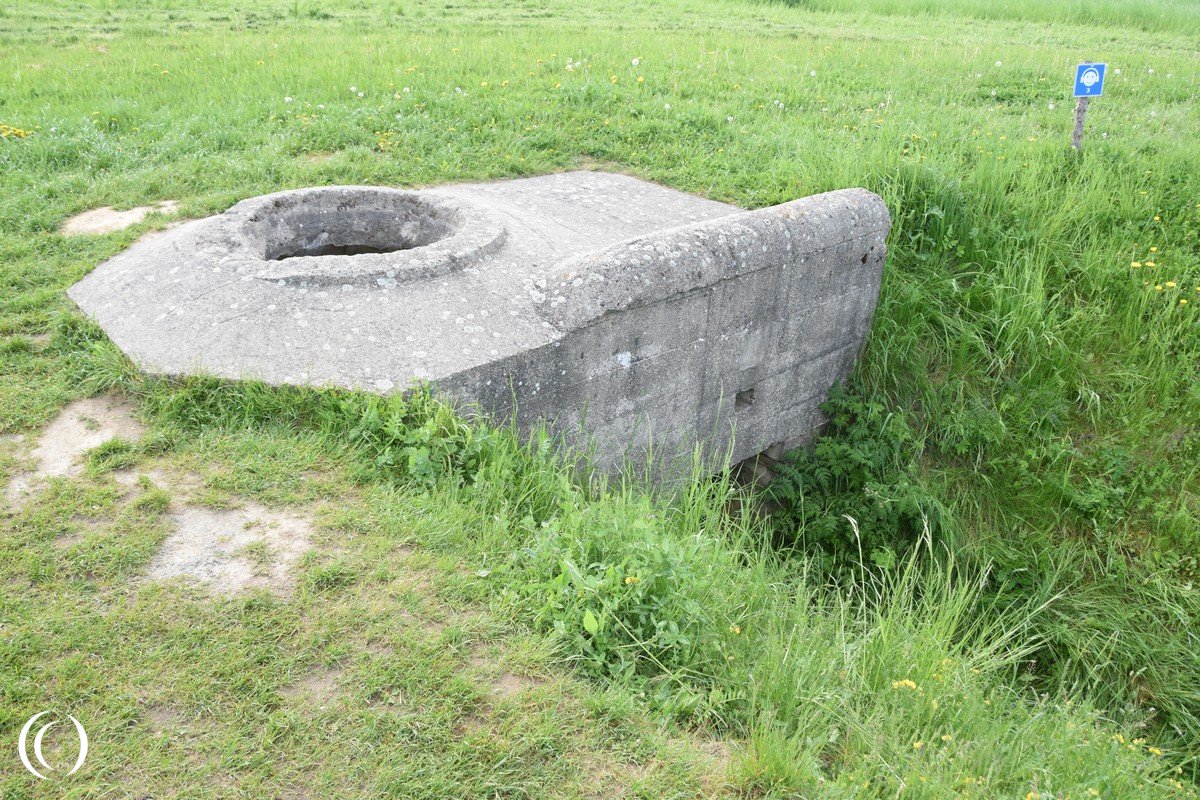 Regelbau 58C - M.G. Ringstand für 2 Mann - German Machinegun Tobruk