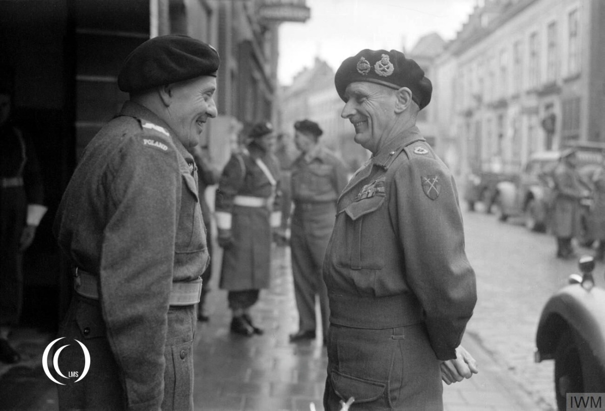 Field Marshal Bernard Montgomery in conversation with General Stanisław Maczek
