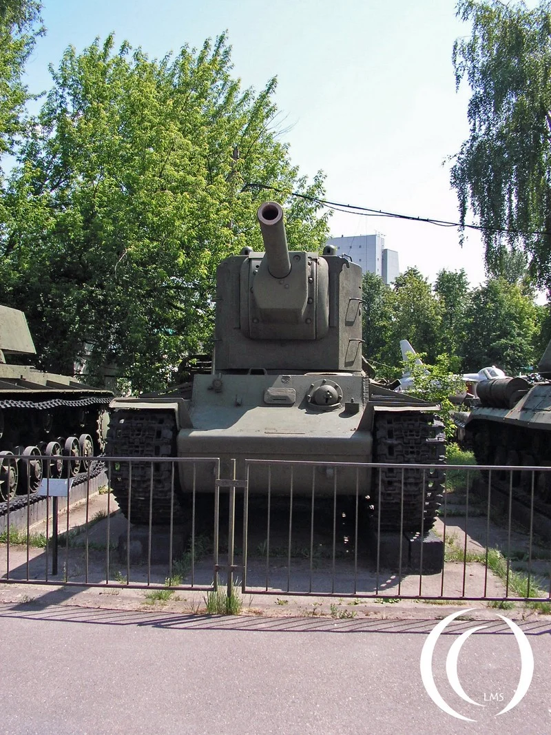KV-2, Kliment Voroshilov – Russian Heavy Artillery Tank