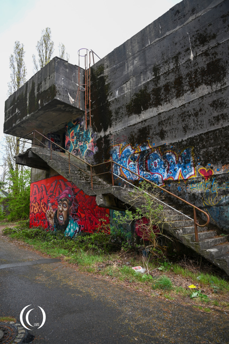 Top entrance of Truppenmannschaftsbunker T750 Vulkan in Bremen, Germany