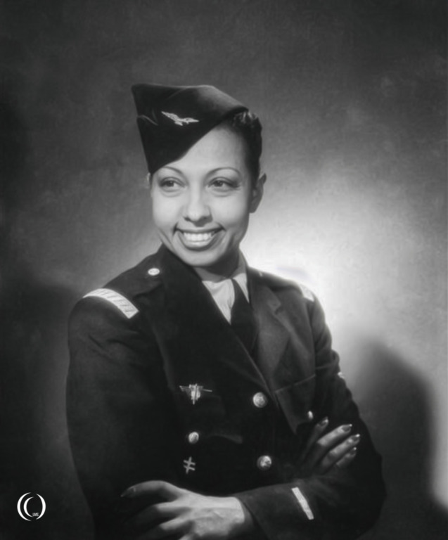 Joséphine Baker in uniform in 1948