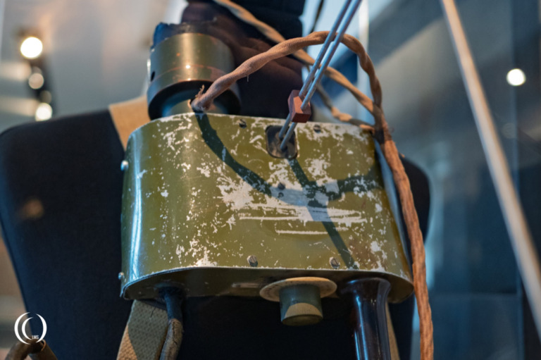 Close up of the S-Phone type 13 Mk. IV radio transmitter-receiver