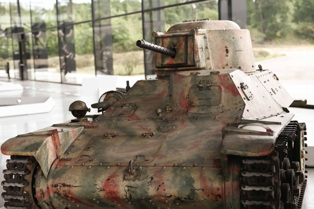 Type 97 Tank Rusted Japanese Tank – Type 97 TE-KE – Light Armored Vehicle | LandmarkScout
