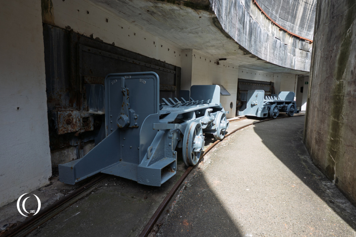 Battery Hanstholm II Geschütz 3 bunker ammunition trolleys
