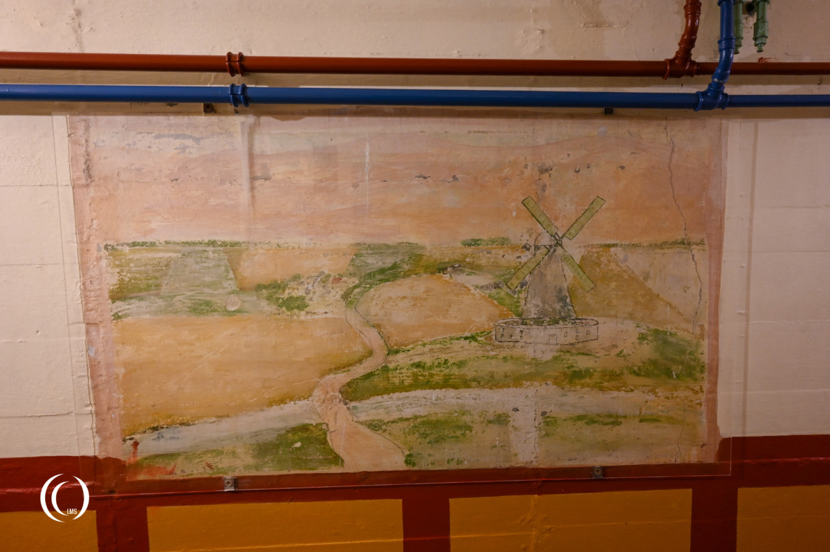Wall painting inside Geschütz 3 of Battery Hanstholm II