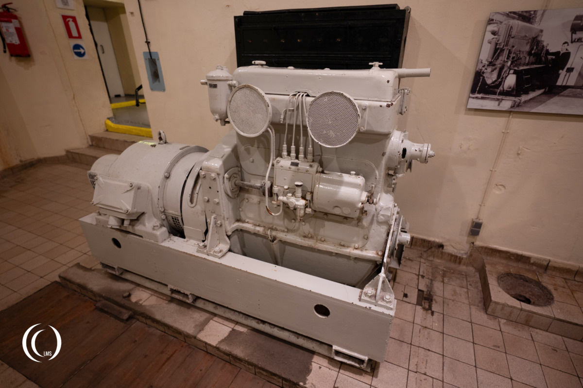 Machine room of Geschütz 3 of Battery Hanstholm II